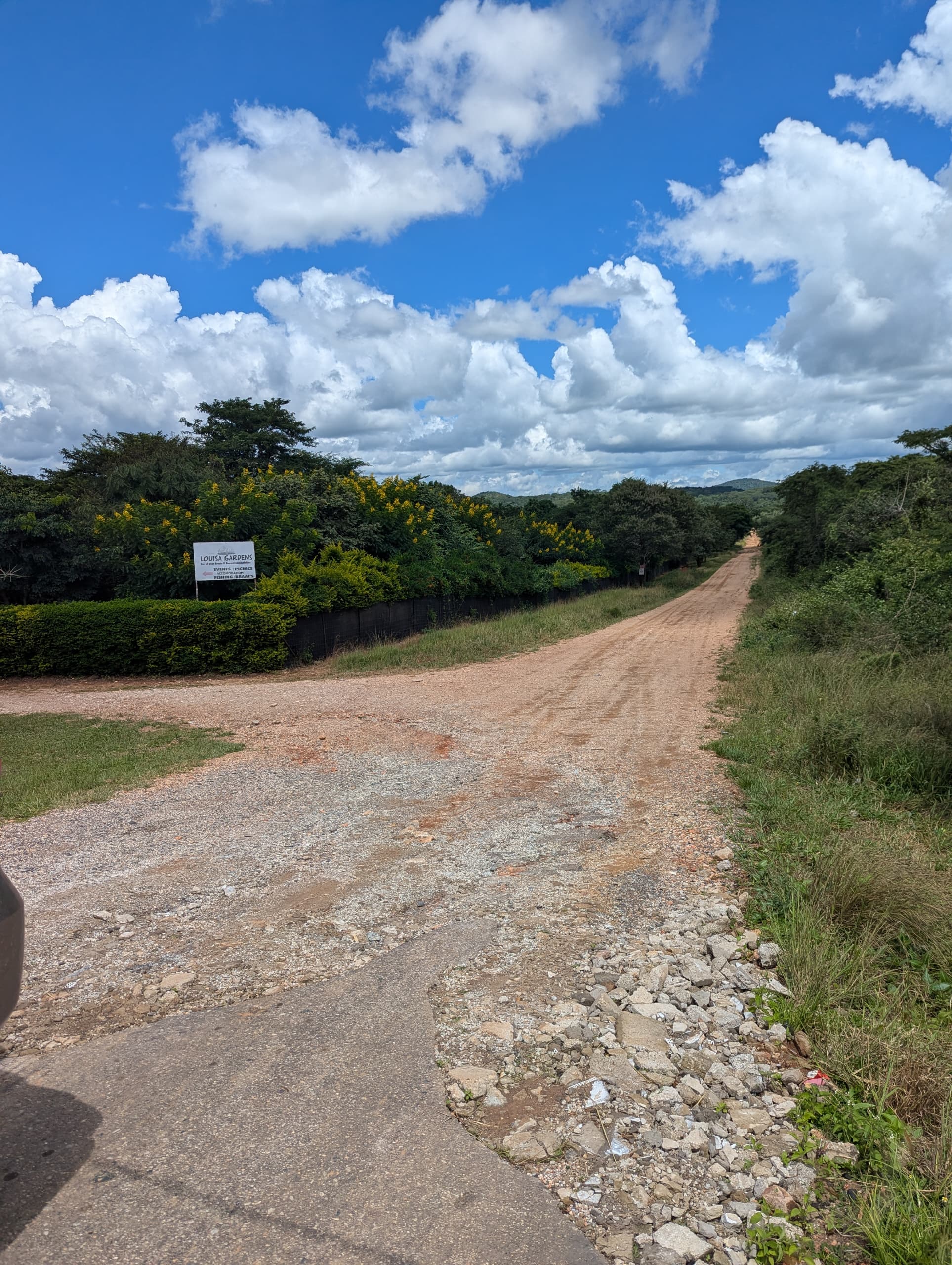 Prime 40x90 Plot for Sale in Njolwe - Clean Title, Near Tarmac