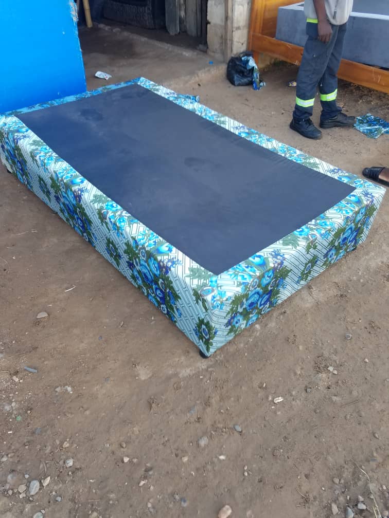 beds and headboards 